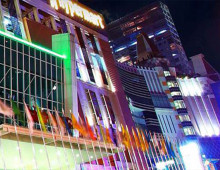 Amaris-Hotel-Banner.jpg